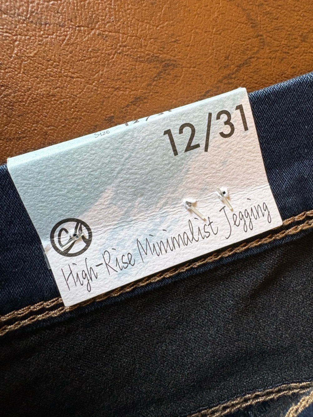 High-Rise Curve Appeal size 12/31 Women's Jeans — Deep Indigo Blue - Picture 4 of 5
